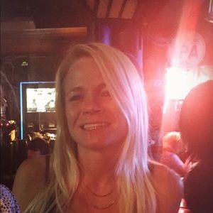 Meet your Posher, Jillian